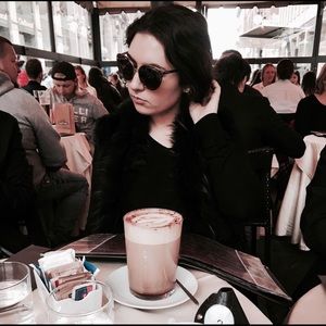 Meet your Posher, Katy